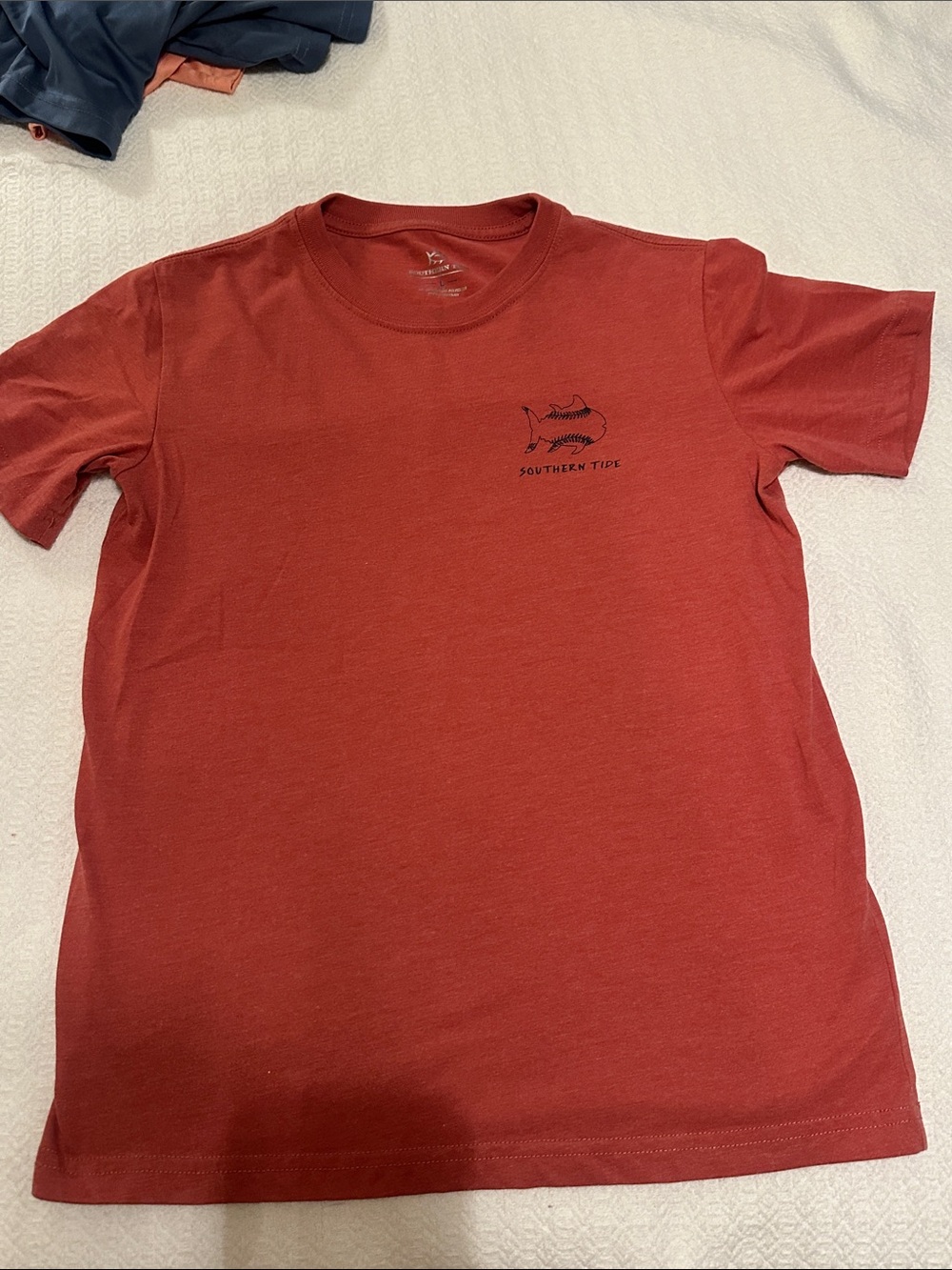 Southern Tide Short Sleeve Crewneck Tee in Rust Red